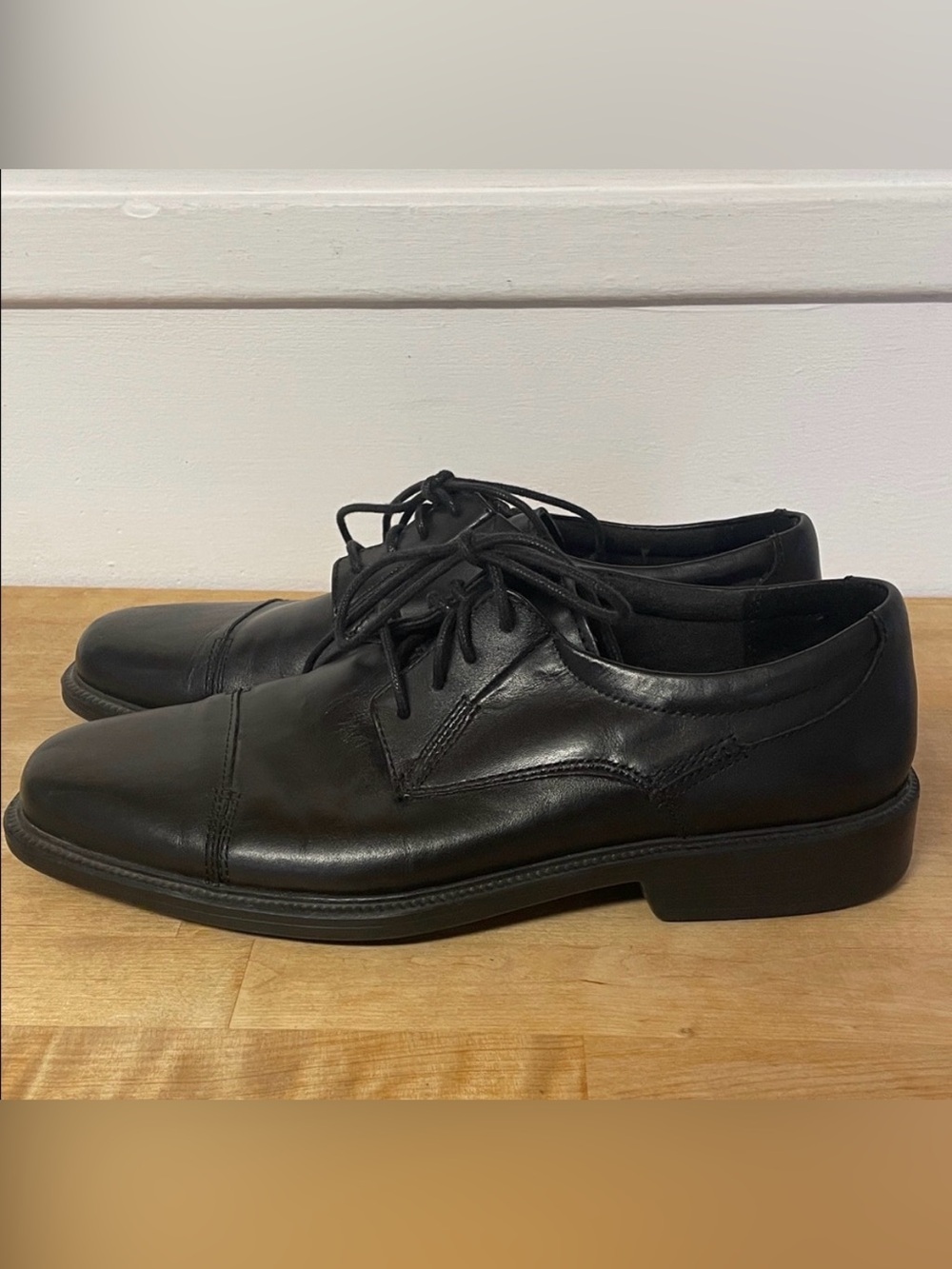 Bostonian Flexlite black leather lace up dress shoes men’s size 8